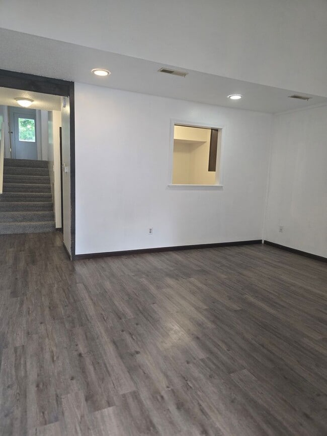 Foto del edificio - 2305 Southridge Dr