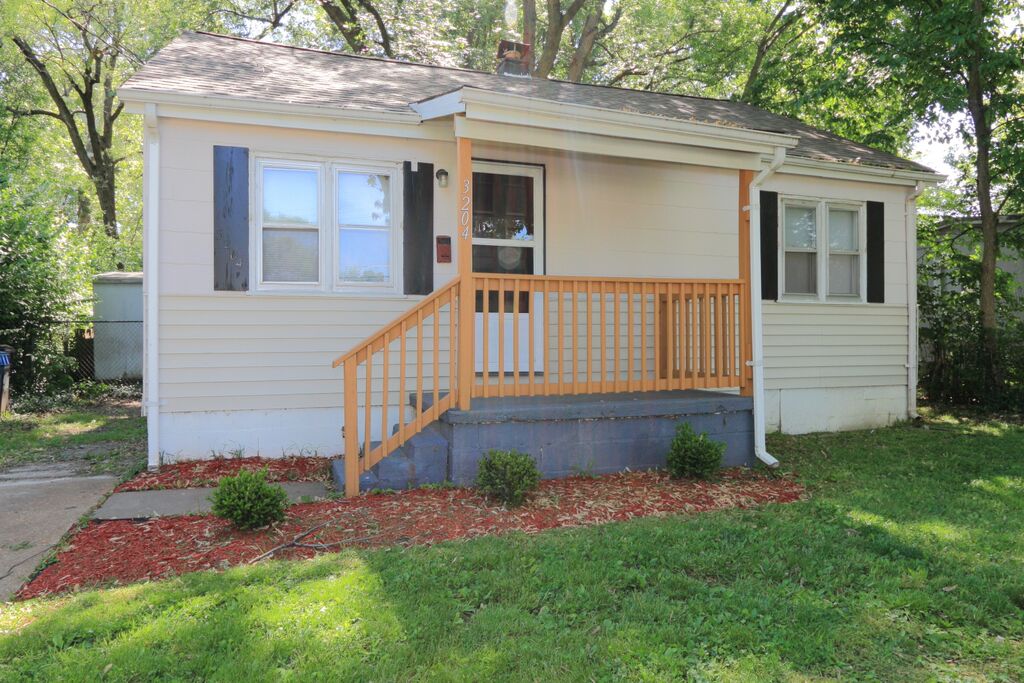 Primary Photo - 3204 Suncrest Ave