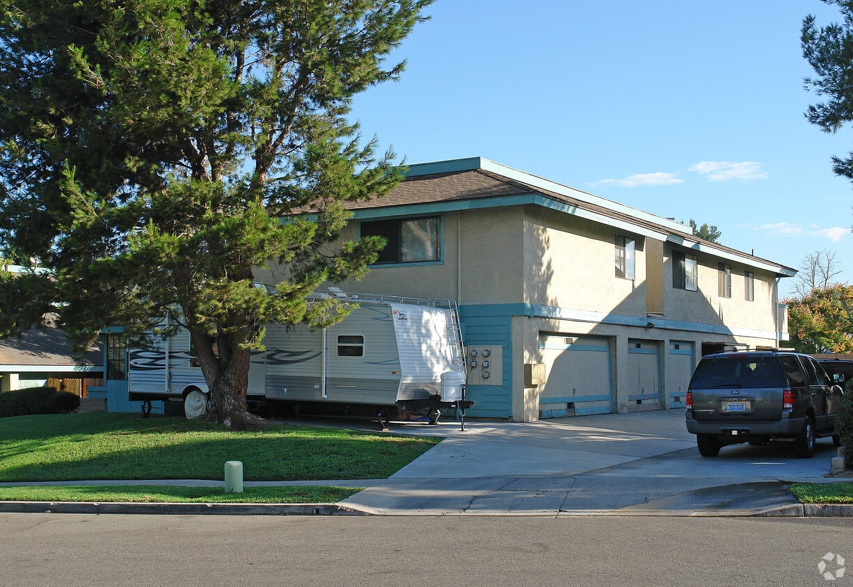 Building Photo - 23441 Packer Pl