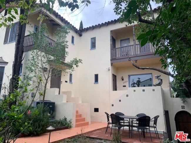 Foto del edificio - 3842 Aloha St