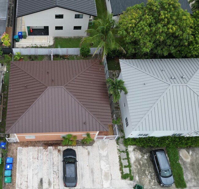 Foto del edificio - 2645 SW 28th Ct