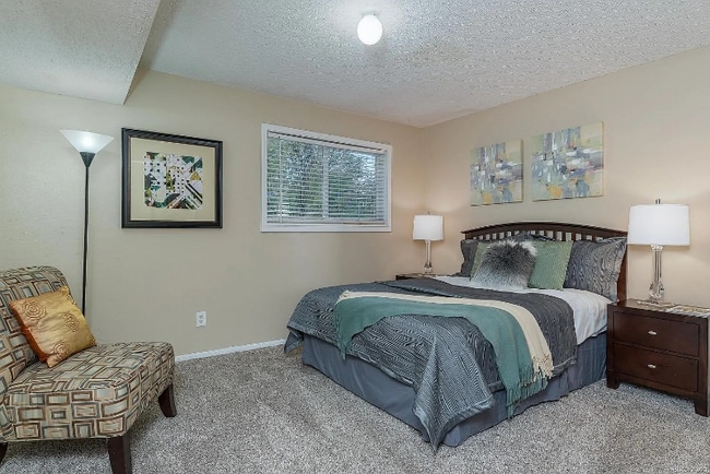 Foto del edificio - 7395 E Eastman Ave