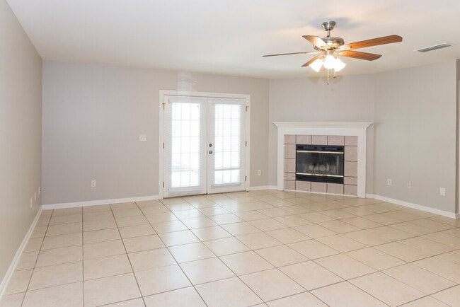 Building Photo - 13578 Ashford Wood Ct W