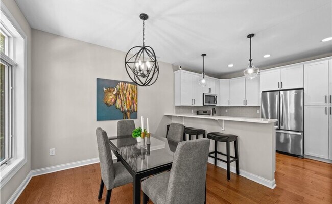 Foto del edificio - 1357 Slate Ct