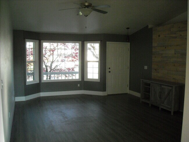 Foto del edificio - 11089 W Palm St