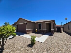 Building Photo - 6151 S Antrim Loop