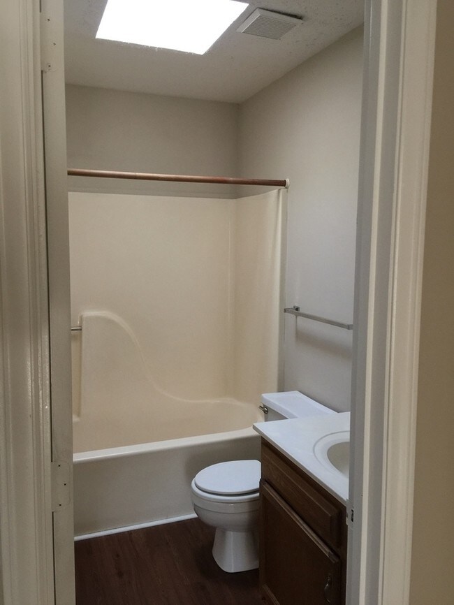 Foto del edificio - 2609 White Oak Ln