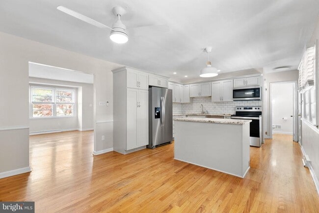 Foto del edificio - 55 Fremont Rd