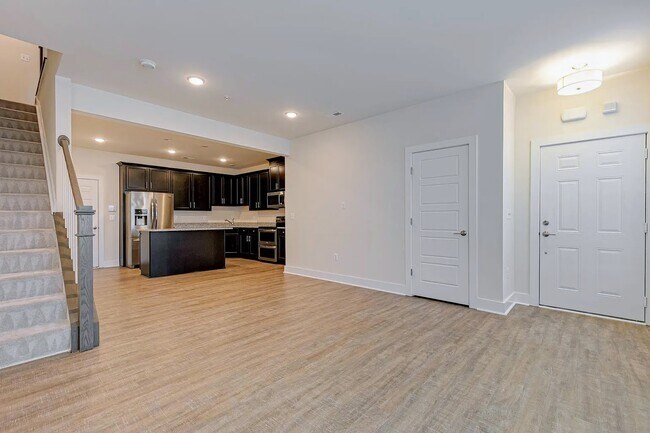 Foto del edificio - 4240 Broad Hill Dr