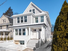 Building Photo - 96 Watchung Ave