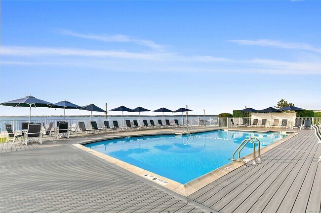 Foto del edificio - 580 Dune Rd