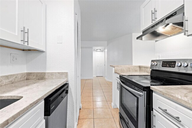 Foto del edificio - 11632 NW 26th Ct