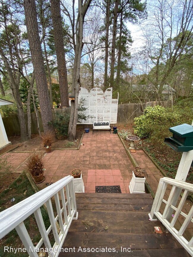 Building Photo - 2 br, 2.5 bath House - 3804-A Marcom Street