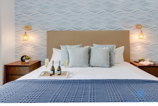 Building Photo - 777 N Ocean Dr