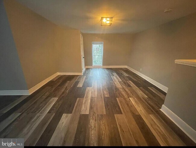 Foto del edificio - 436 Comly Ave