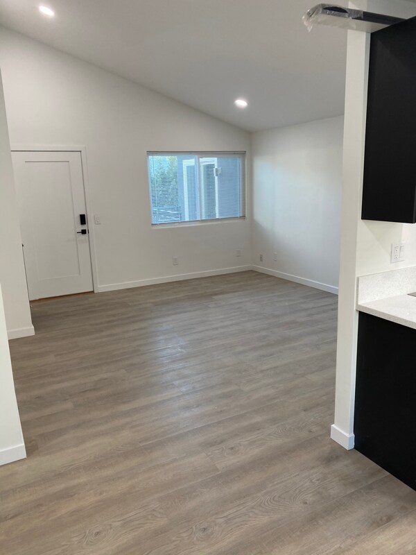 Foto del edificio - 4732 Bancroft St