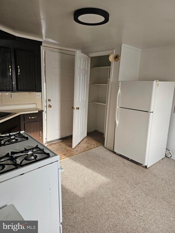 8 S Main St Unit 1, Smyrna, DE 19977 Room for Rent in Smyrna, DE