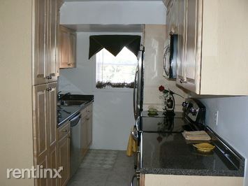 Foto del edificio - 164 Newton St