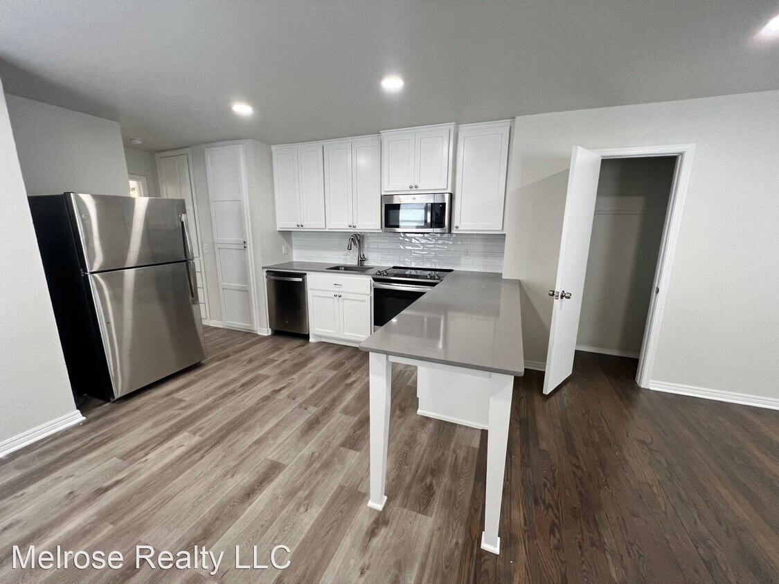 Primary Photo - 1 br, 1 bath House - 221 NE 26th, Apt A