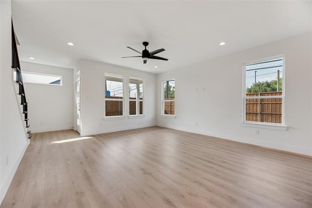 Foto del edificio - 2326 Fairfax Dr