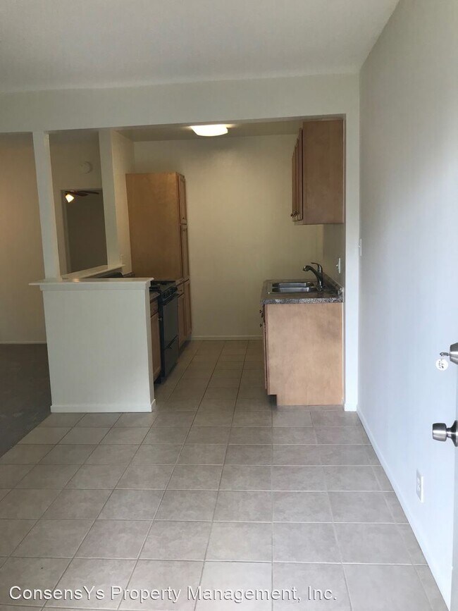 Foto del edificio - 2054-2060 Spinnaker St