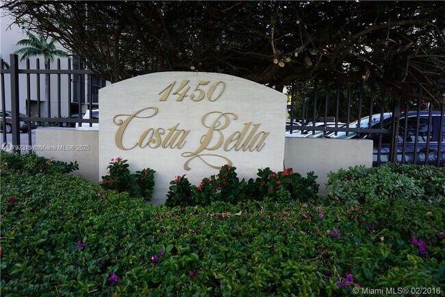 Foto del edificio - 1450 Brickell Bay Dr