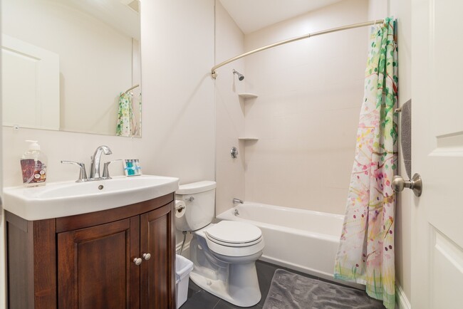 Photo - 2044 Beacon St Townhome