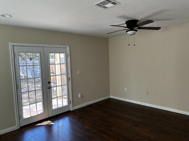 Foto del edificio - 804 N 10th St