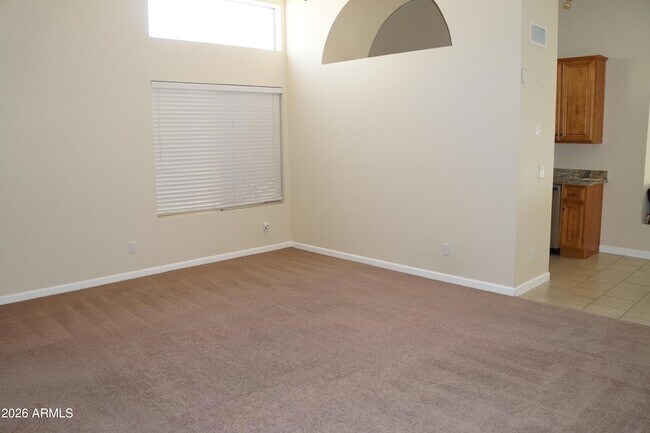 Building Photo - 240 S Laveen Dr