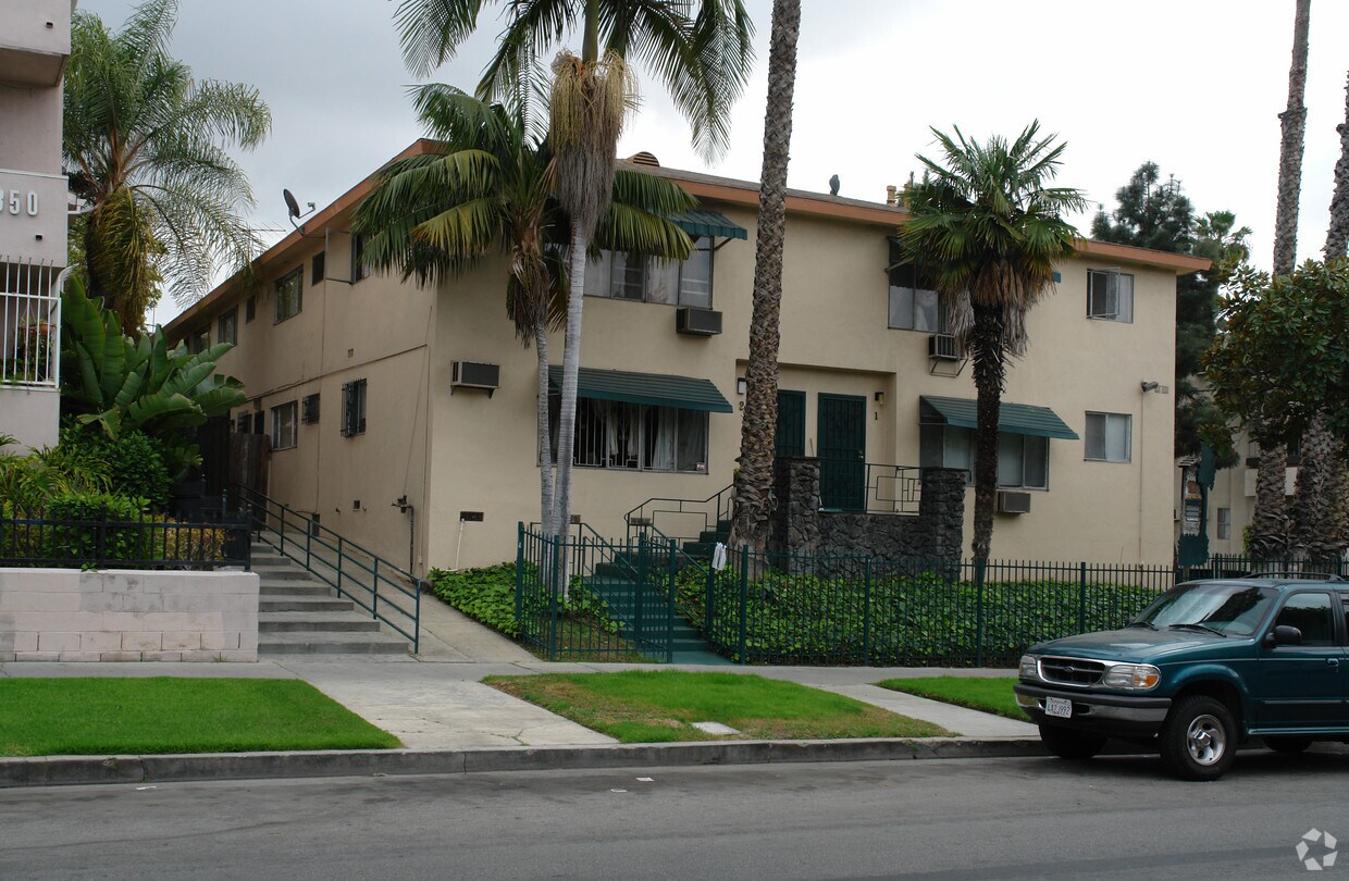 Foto del edificio - 4071 W 4th St