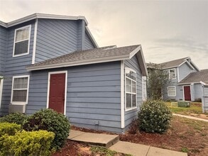 Building Photo - 527 Caribbean Dr