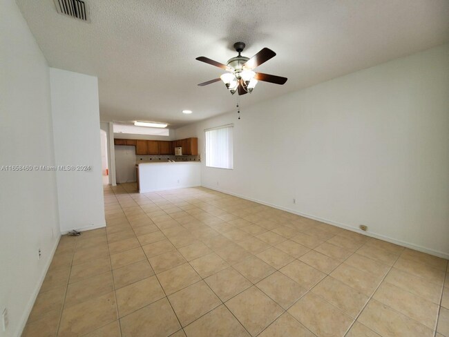 Foto del edificio - 3704 Woodfield Ct