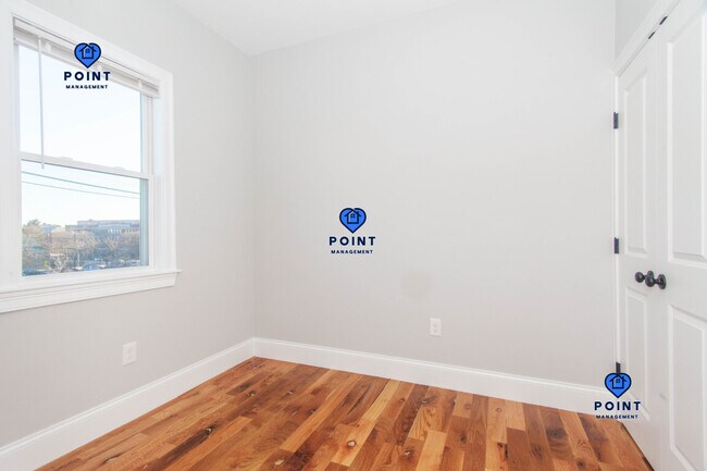 Building Photo - 128 Bremen St