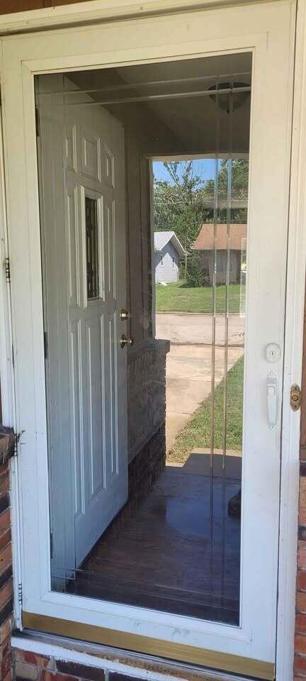 Foto del edificio - 918 S Luster Ave