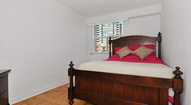 Building Photo - Central Park Terrace (A)