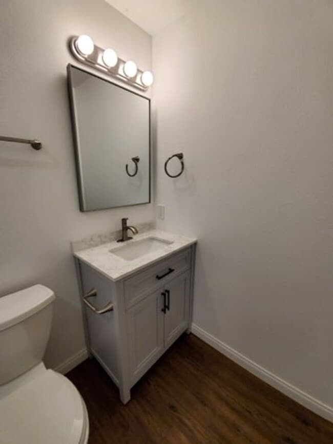 Building Photo - SOPHISTICATED ATTACHED STUDIO ADU!