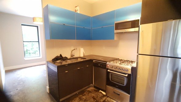 Foto principal - 537 Central Ave