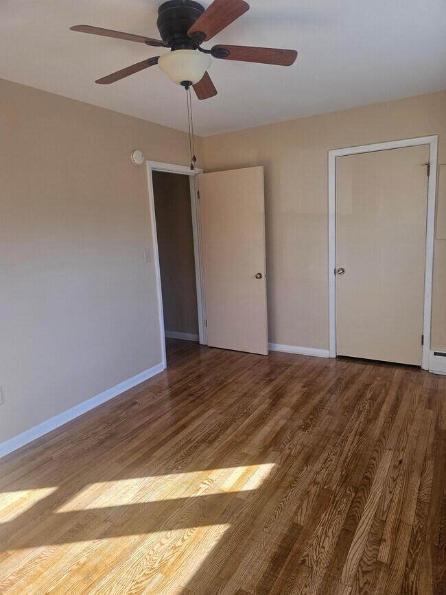 Foto del edificio - 834 Patrick Ln