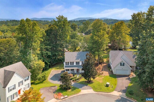 Foto del edificio - Beautiful 4BR, 3.5 Ba home in Forest Lakes South on a cul-de-sac