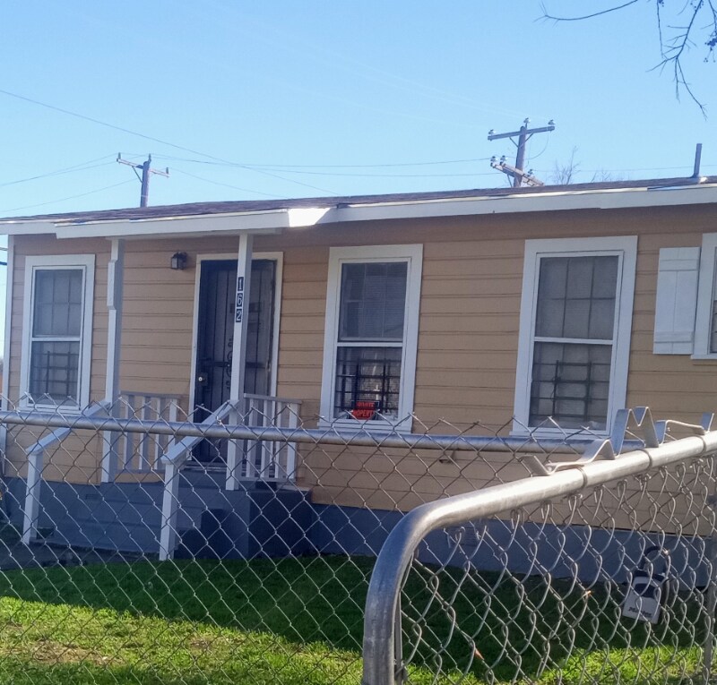 Foto principal - 162 Sterling Dr