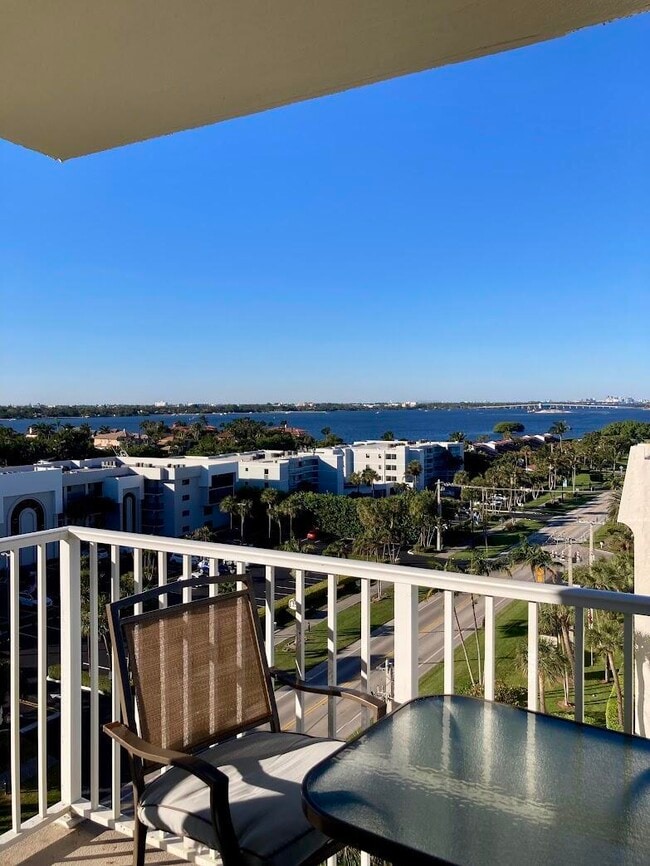 Foto del edificio - 3540 S Ocean Blvd