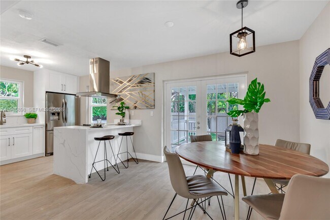 Foto del edificio - 1045 NE 84th St