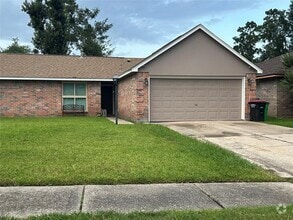 Building Photo - 24018 Farm Hill Dr