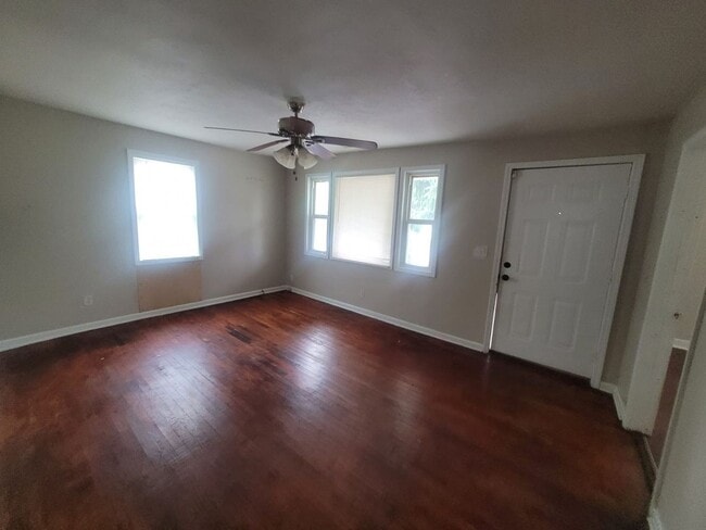 Foto del edificio - 121 Linn St