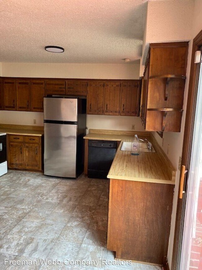 Foto del edificio - 3 br, 1 bath House - 307 Sarver Avenue