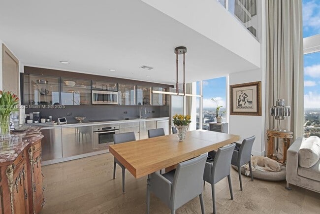 Foto del edificio - 1040 Biscayne Blvd