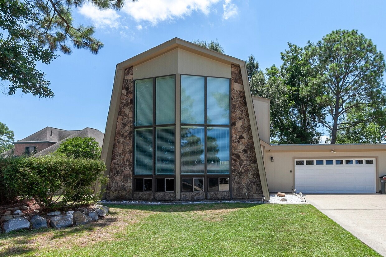 3918 Chevy Chase Ln, Port Arthur, TX 77642 House Rental in Port