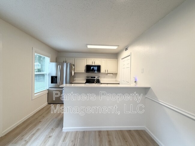 Building Photo - 5003 Bonita Pl
