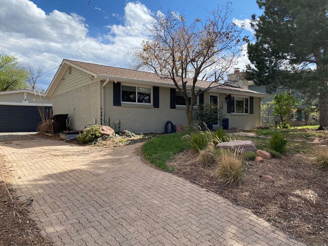 Building Photo - Beautifully updated 5BR/3BA Home in South ...
