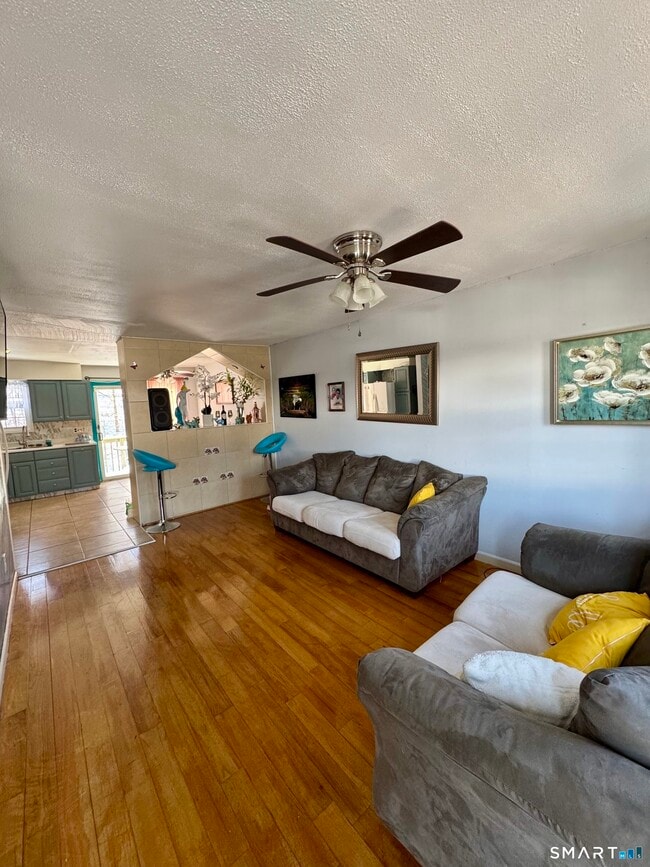 Foto del edificio - 12-16-16 Scuppo Rd